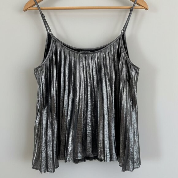 Banana Republic Gold Tank Top - Picture 1 of 2
